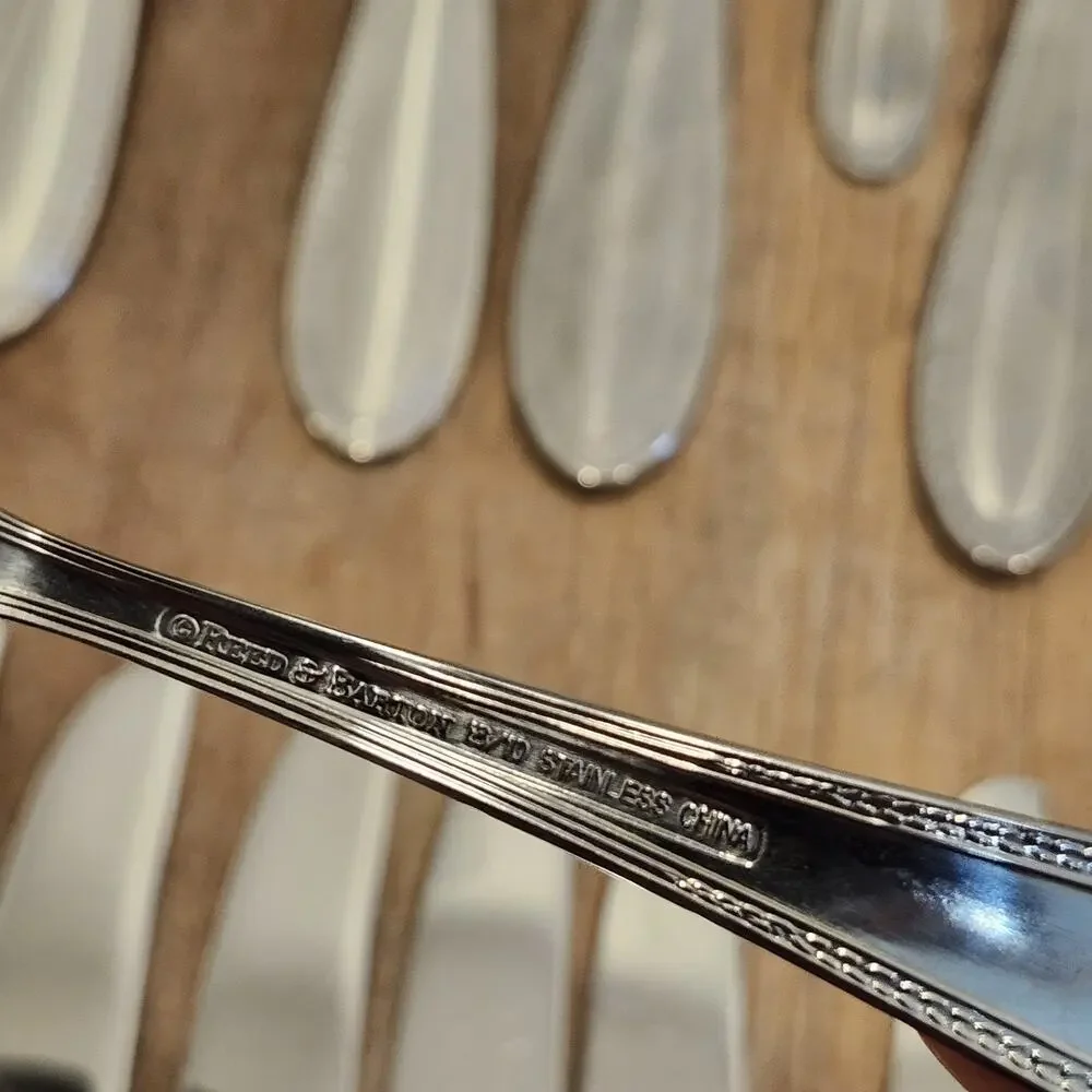 63 Pc Reed & Barton Stainless Set Tradition Tanglewood Knife Fork Spoon Serving